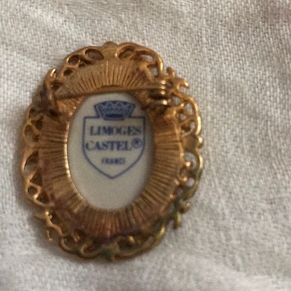 Pin - Picture 2 of 2